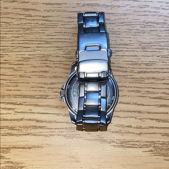 Watch - Picture 3 of 3